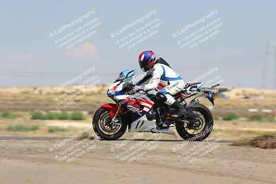 media/Sep-01-2025-Lets Ride (Mon) [[4370d11284]]/B Group/1220pm (Wheelie Bump)/
